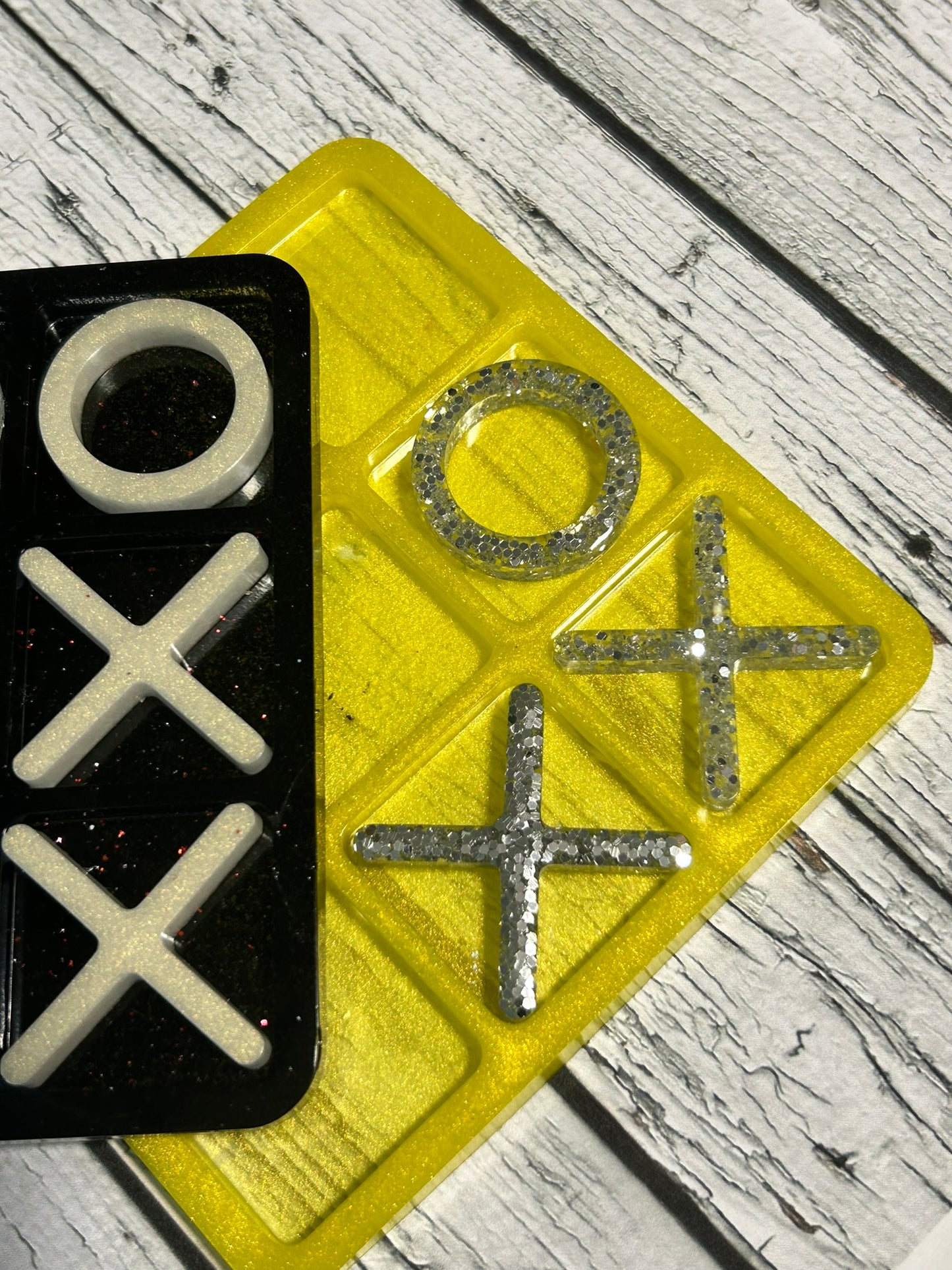 Resin Noughts and Crosses Travel Game.